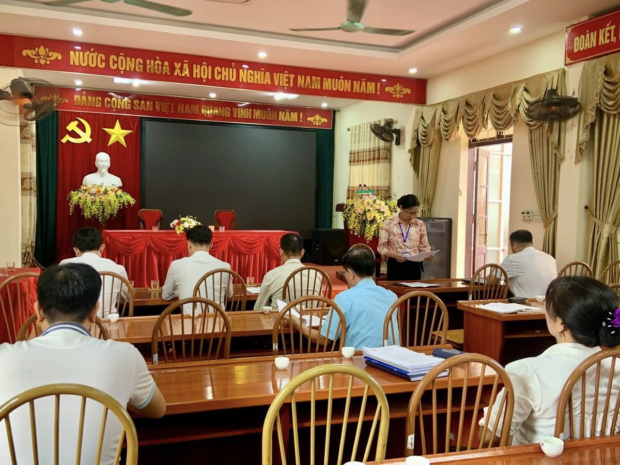 UBMTTQ xã Tam Hiệp tổ chức Hội nghị giao ban công tác Mặt trận quý 1/2025, về tổ chức giám sát Dự án cải tạo nâng cấp Ao Vôi và nghĩa trang nhân dân Bí Tó